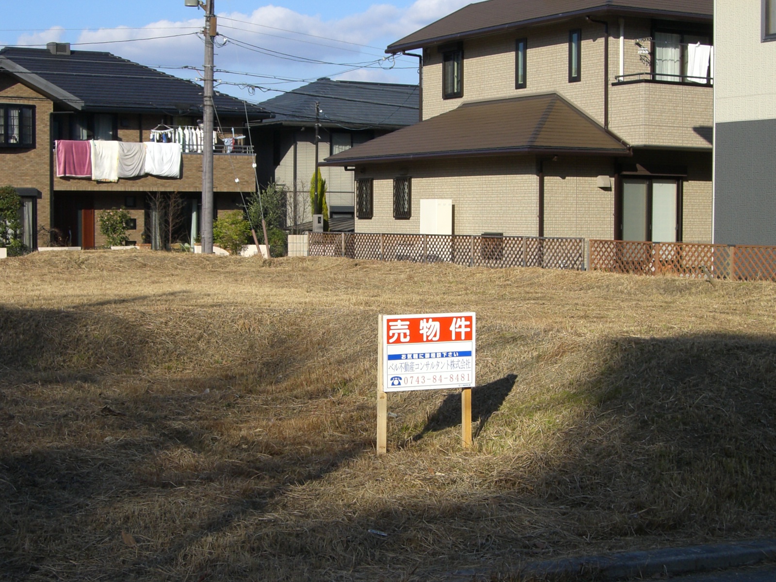 〔木津川市〕81.19坪更地