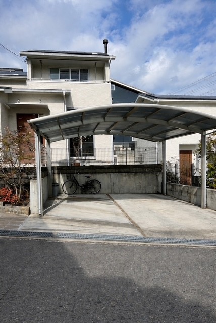 南登美ケ丘　築浅　コートハウス